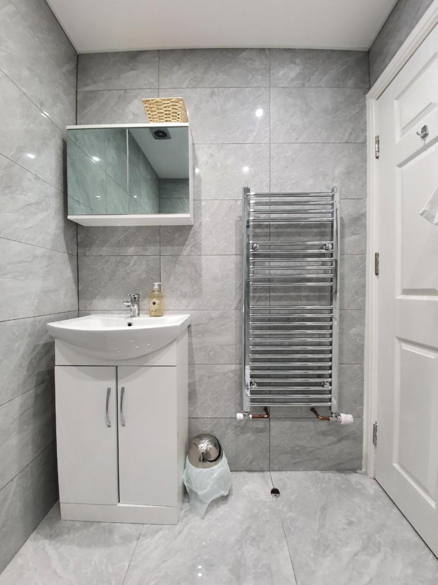 Self-Contained Guest Suite Guildford Ngoại thất bức ảnh